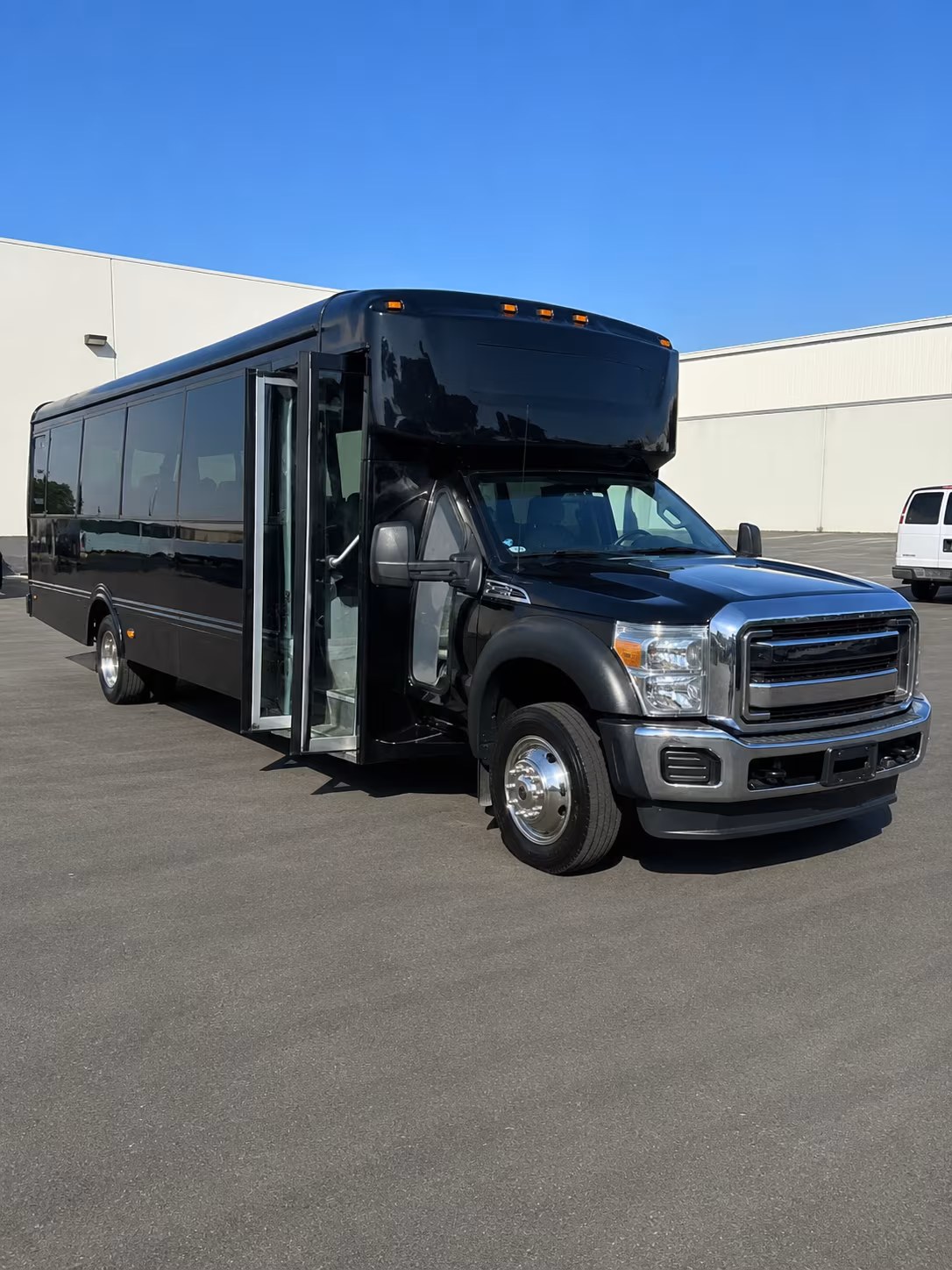 Cupertino Birthday, Sweet 16, & Quinceañera Party Bus Rentals