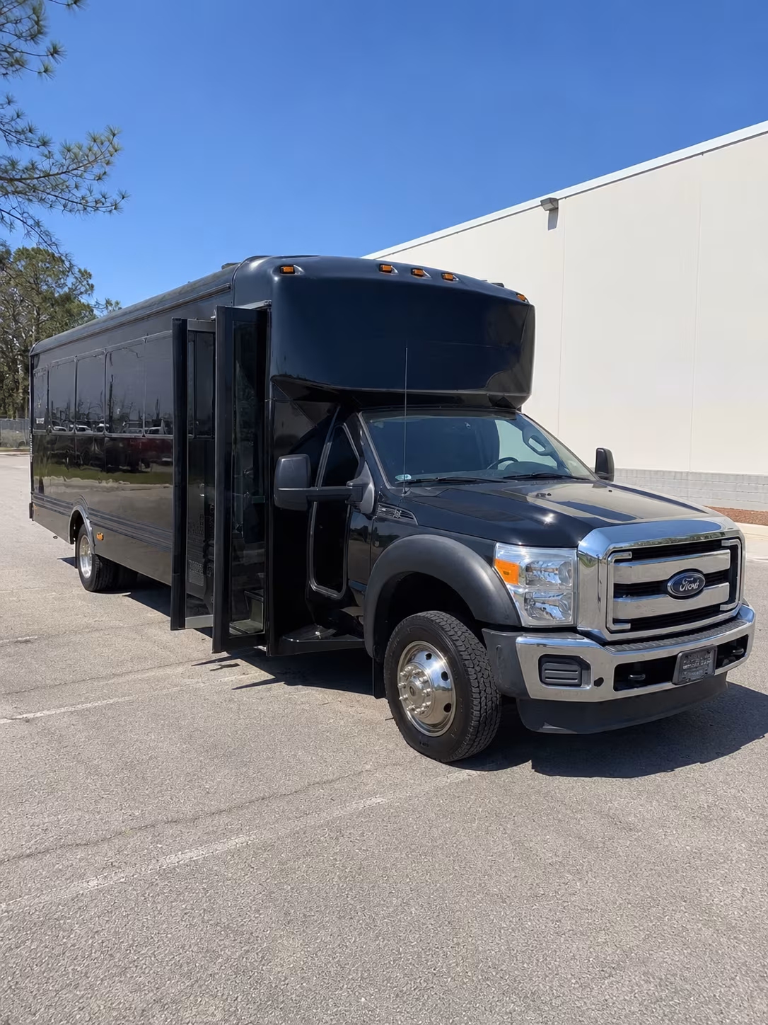 Cupertino Homecoming & Prom Party Bus Rentals