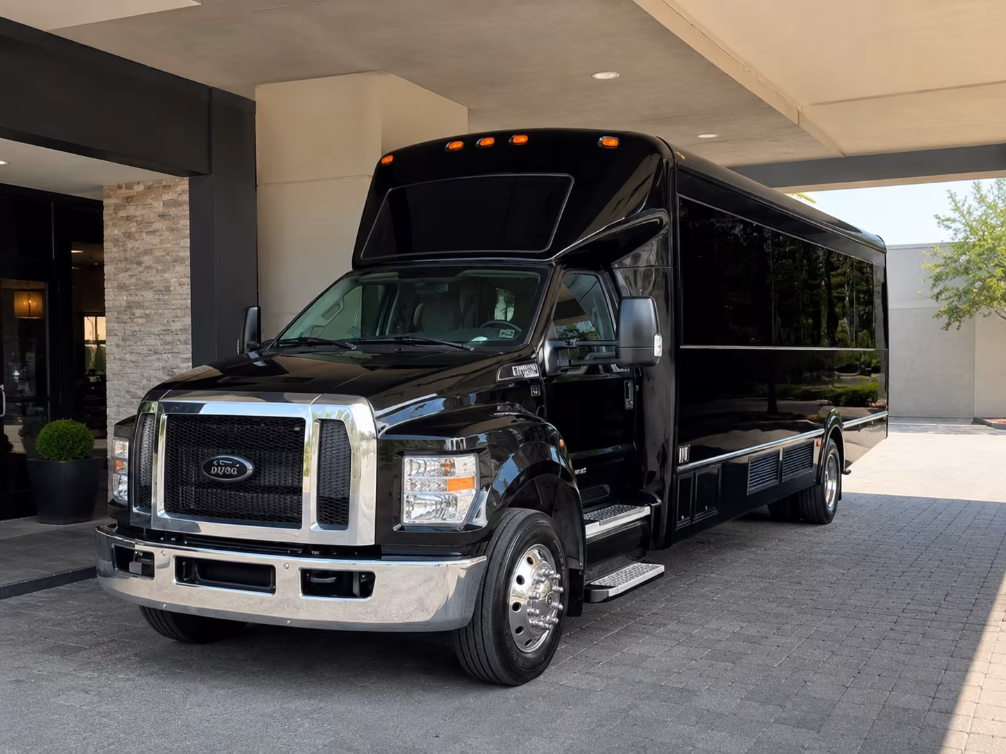 Milpitas Winery Tour & Pub Crawl Transportation