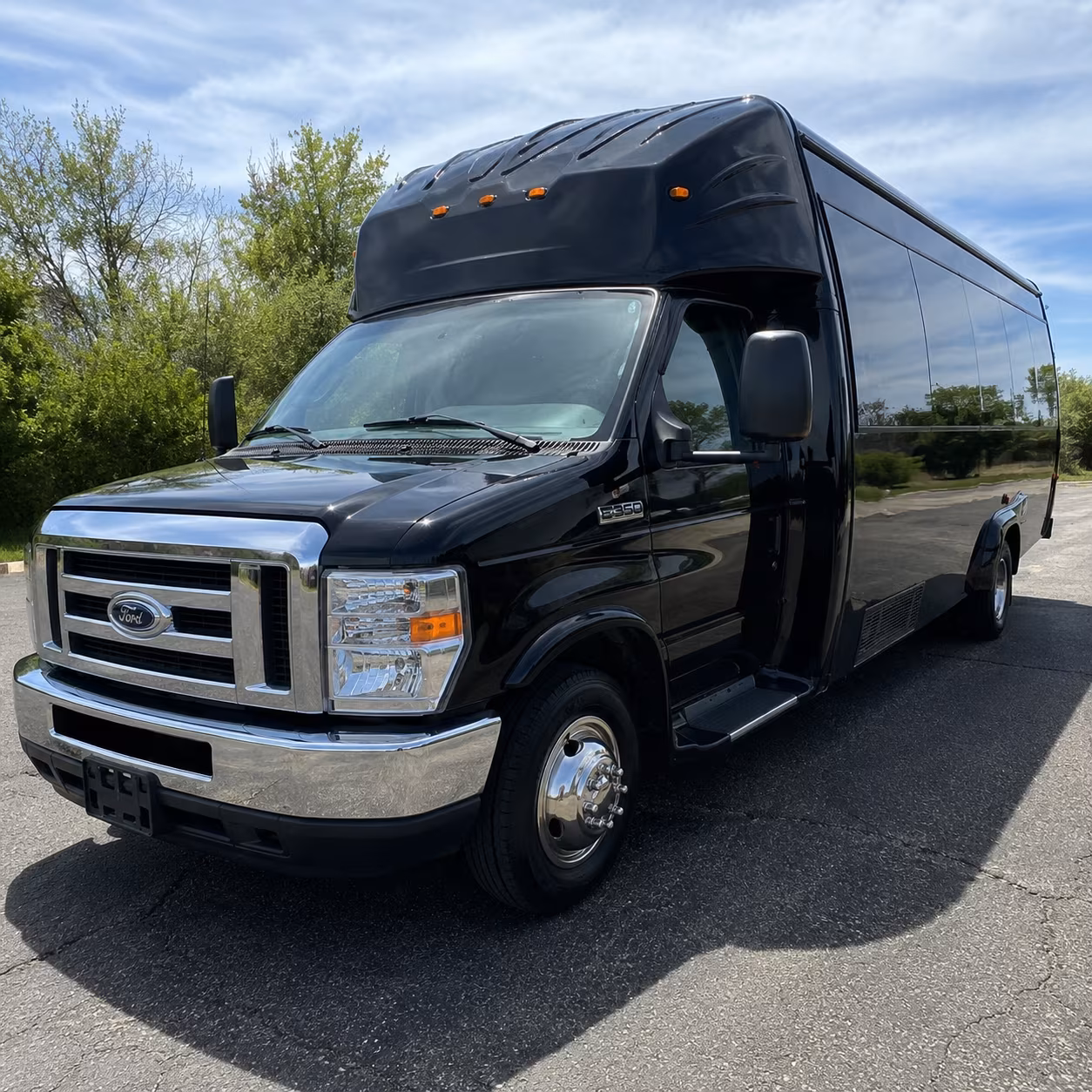 Mountain View Winery Tour & Pub Crawl Transportation