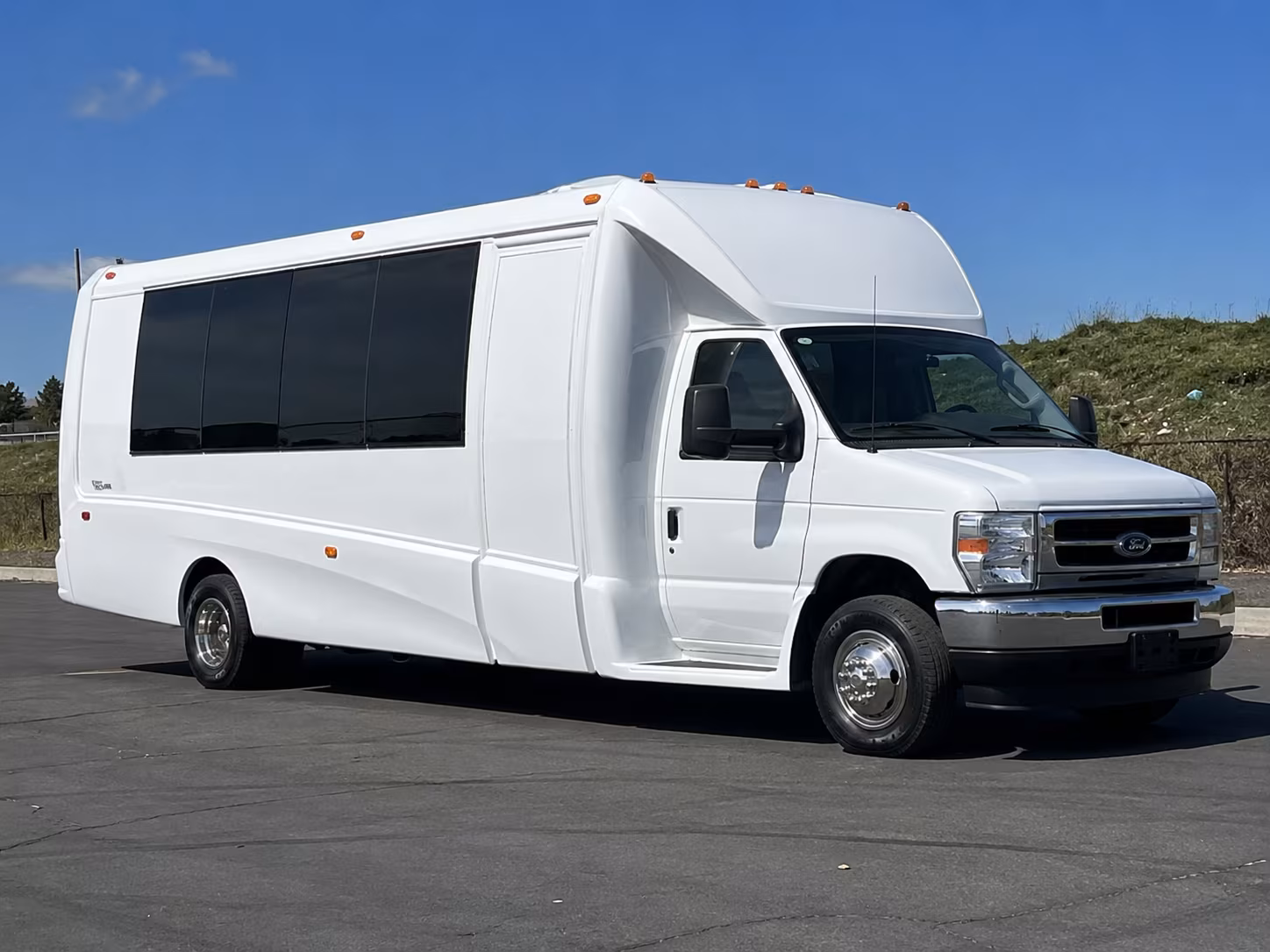Sunnyvale Bachelor & Bachelorette Transportation party bus exterior